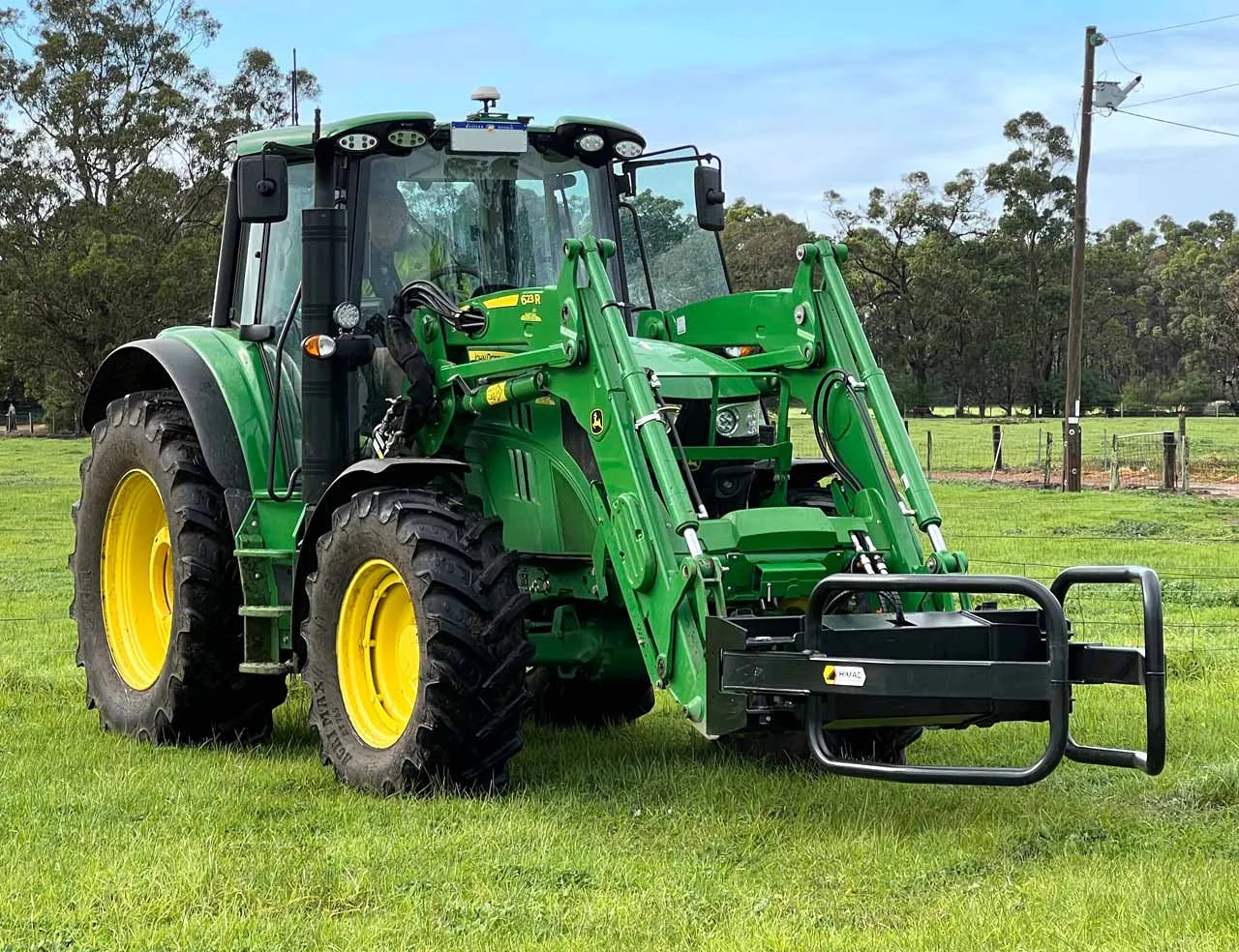Himac Tractor Wrapped Bale Grab